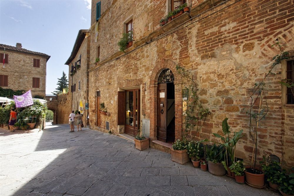 Antica Locanda Пиенца Экстерьер фото